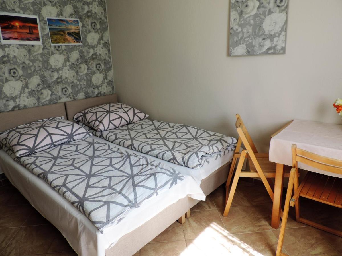 Jacek I Agatka Guest House Ustka Exterior photo